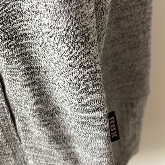 RBX grey sweater, size small, long sleeve - Picture 4 of 5